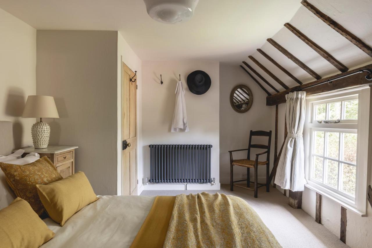 Cosy Cottage With Beautiful Garden, Hottub & Sauna Marden  Luaran gambar