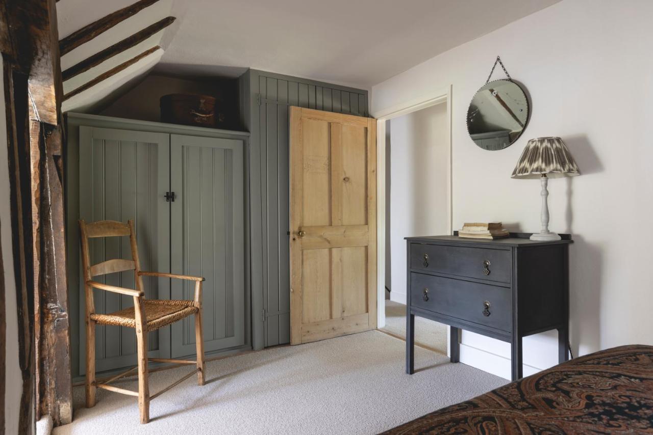 Cosy Cottage With Beautiful Garden, Hottub & Sauna Marden  Luaran gambar